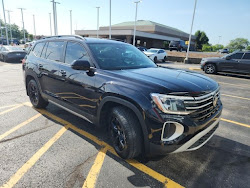 2024 Volkswagen Atlas 2.0T Peak Edition SE w/Technology